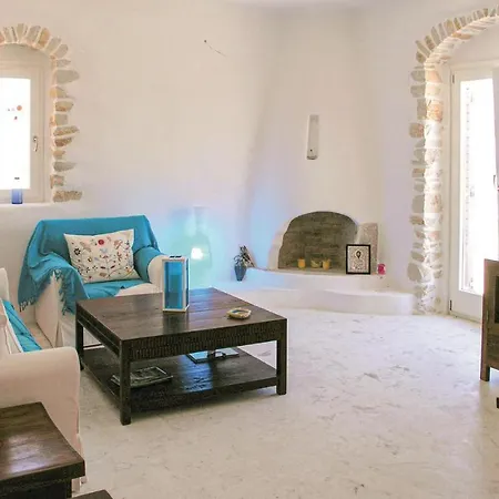 Cozy In Ampela, Paros With Wifi Holiday home